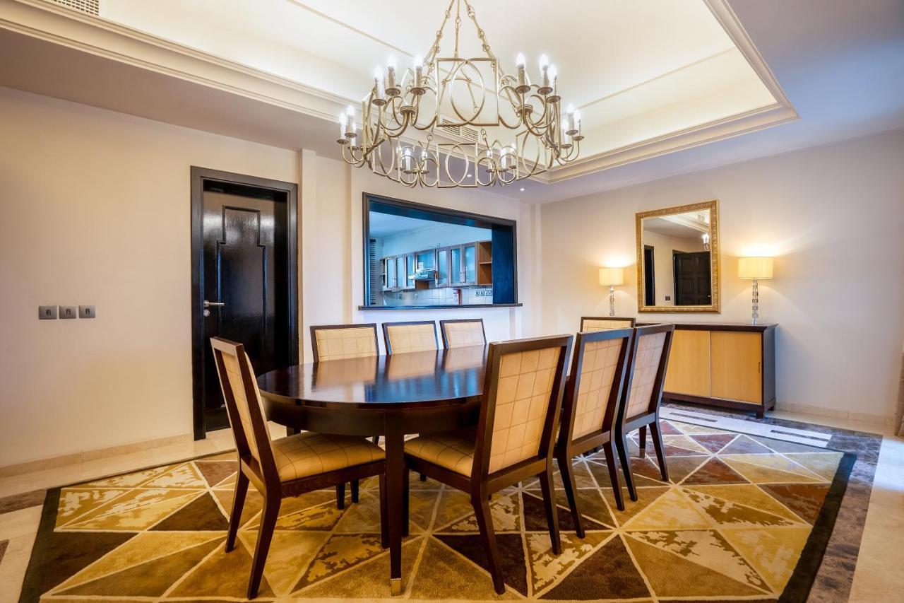 Grand Hyatt Doha Hotel & Villas מראה חיצוני תמונה A dining room