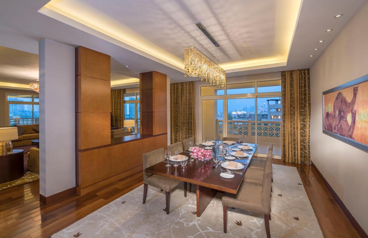 Grand Hyatt Doha Hotel & Villas מראה חיצוני תמונה A dining room